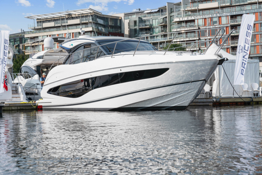 Princess V50 open: leveringsklar 2024-modell